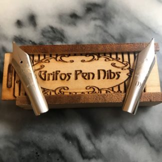 – Pens Italy Grifos of Nibs